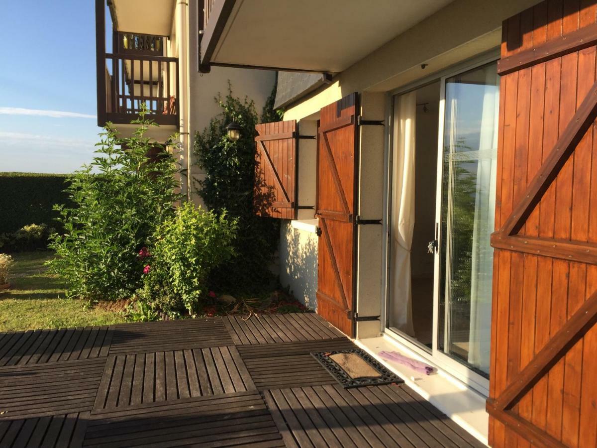 Grand Rez De Jardin-Terrasse Avec Vue Sur La Mer - 2 Chambres Blonville-sur-Mer Eksteriør bilde